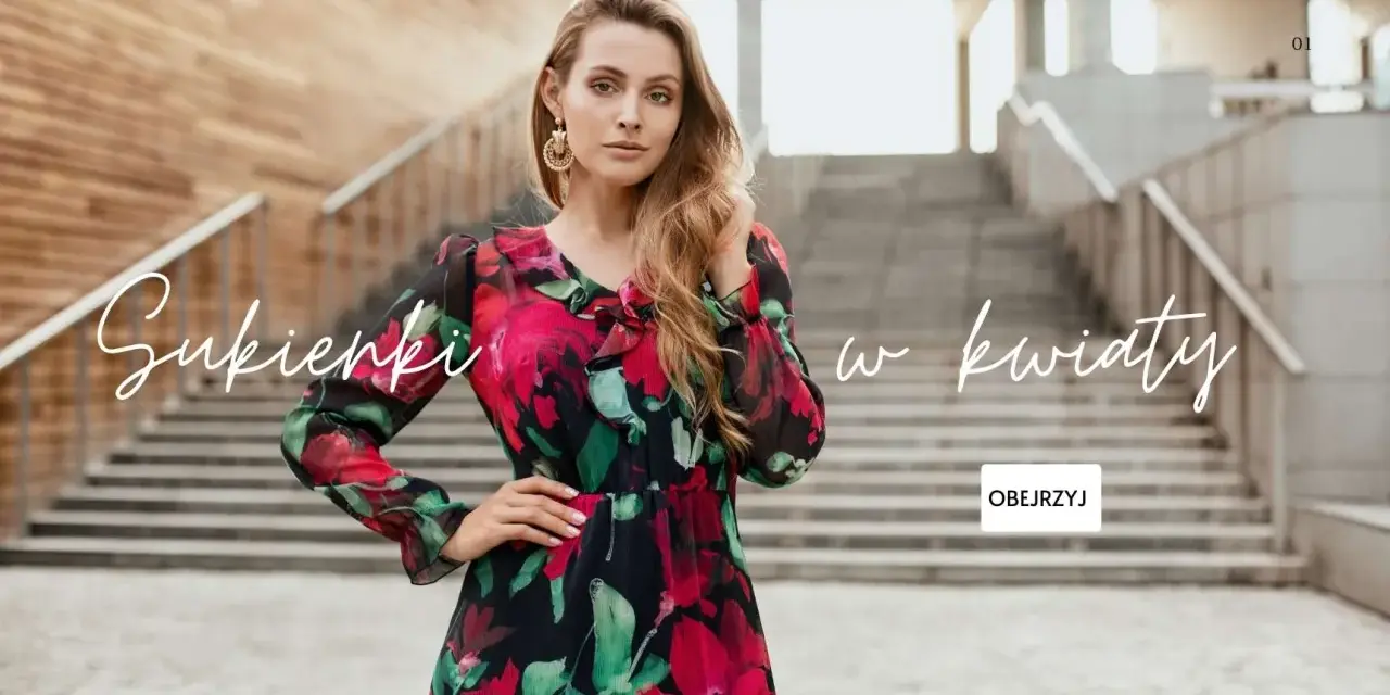 Elegancka sukienka w kwiaty na wesele? Tak, ta stylizacja jest idealna na uroczystość.